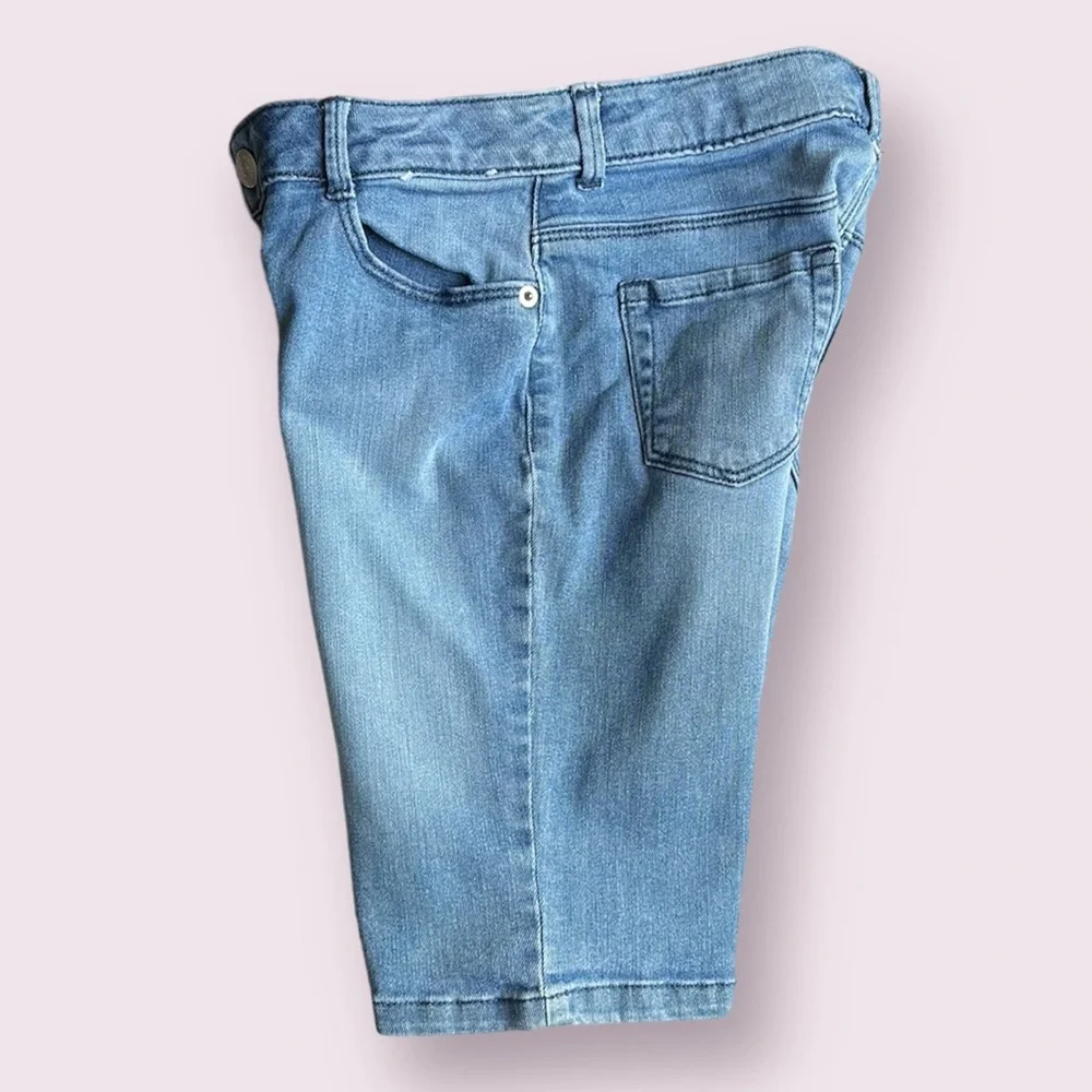 Gymboree Girls Bermuda Shorts Medium Wash 9” Inseam Stretch Adjustable Waist
